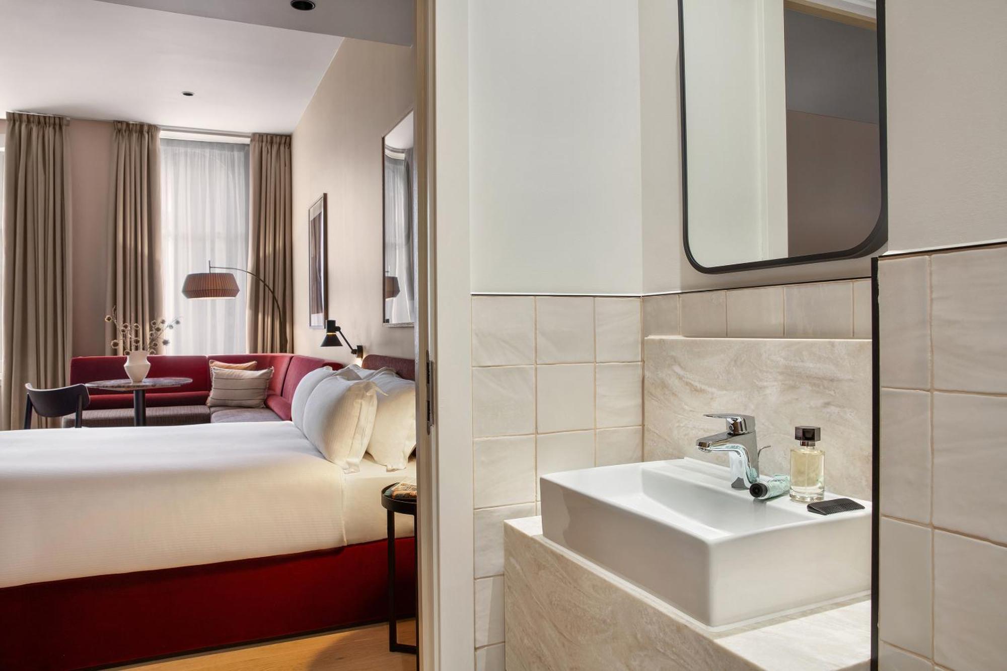 The Teacher, Sonder Apartments By Marriott Bonvoy Glasgow Room photo