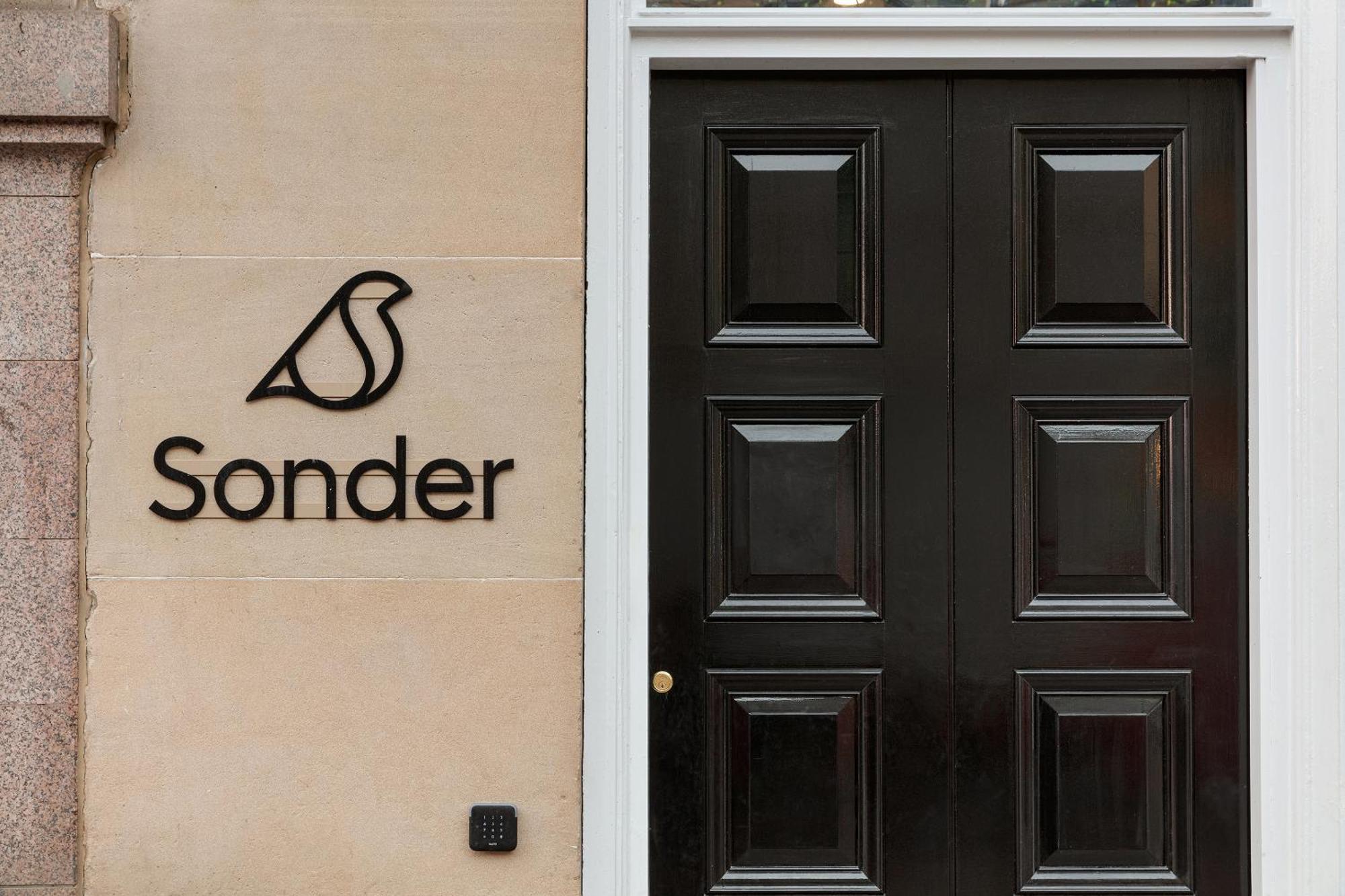 The Teacher, Sonder Apartments By Marriott Bonvoy Glasgow Exterior photo