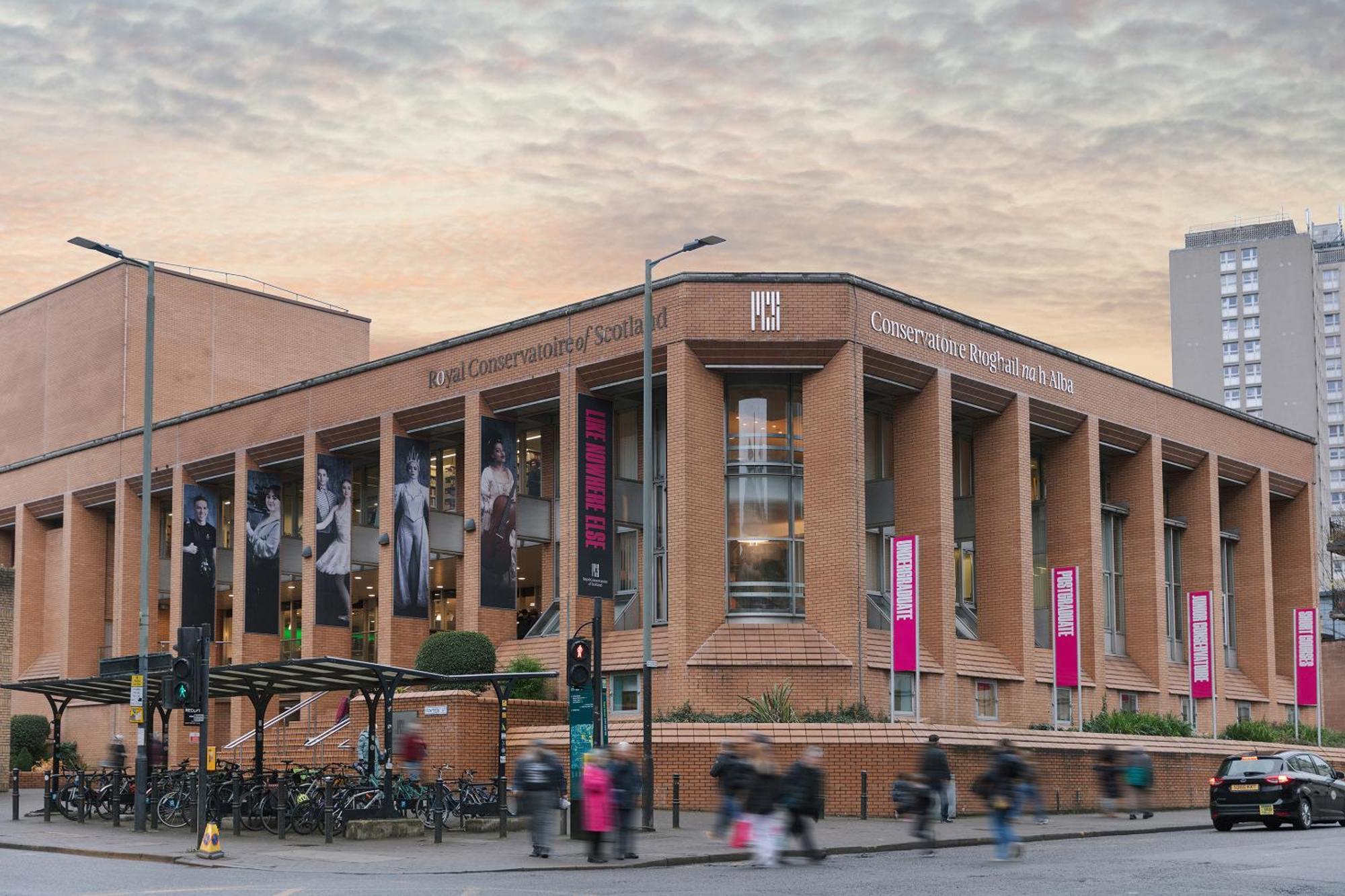 The Teacher, Sonder Apartments By Marriott Bonvoy Glasgow Exterior photo