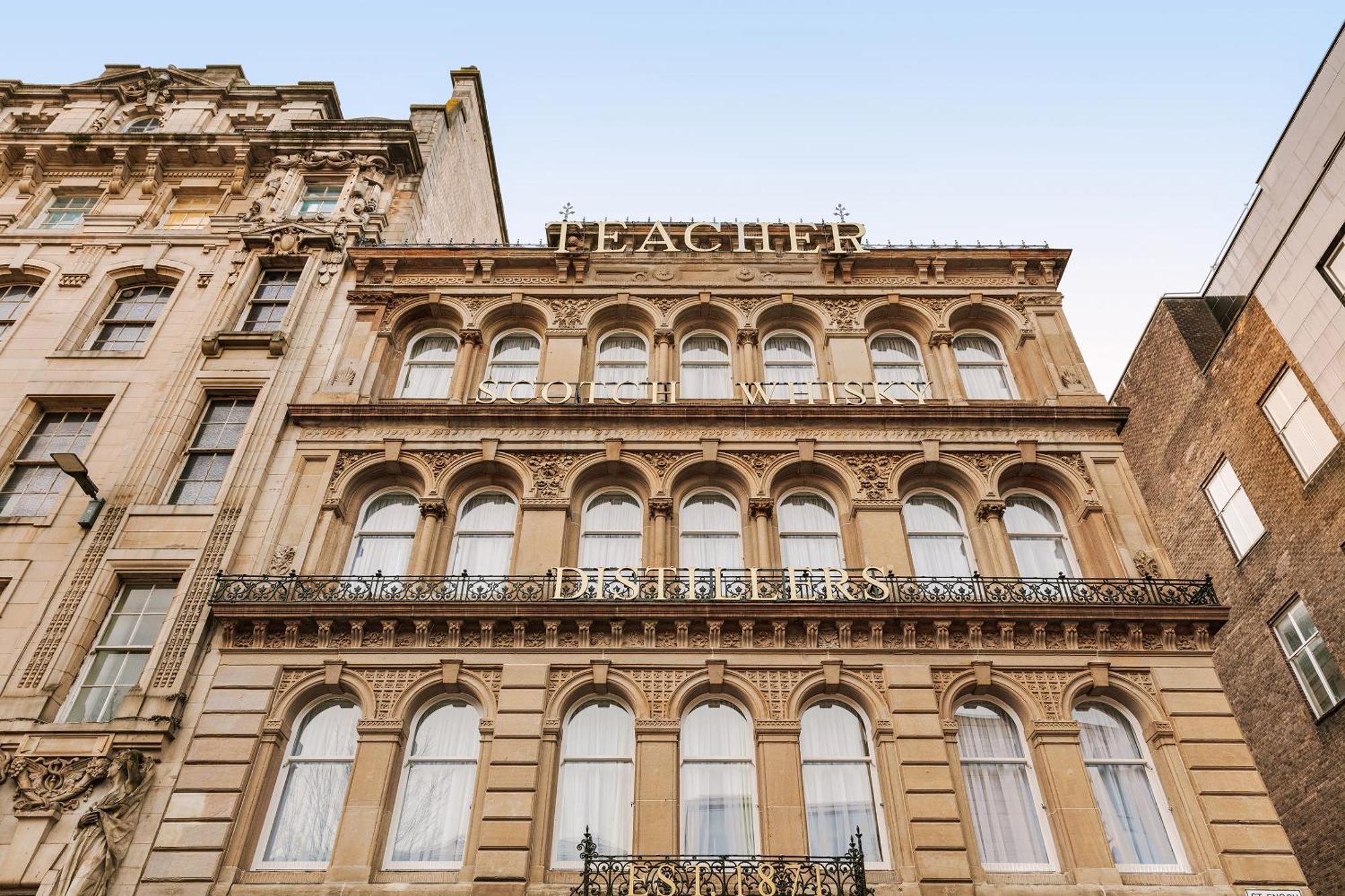 The Teacher, Sonder Apartments By Marriott Bonvoy Glasgow Exterior photo