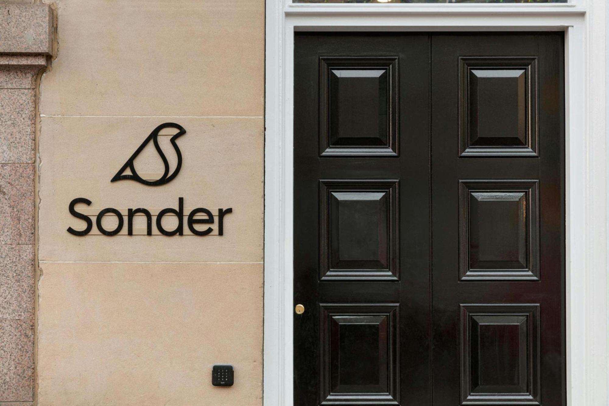 The Teacher, Sonder Apartments By Marriott Bonvoy Glasgow Exterior photo
